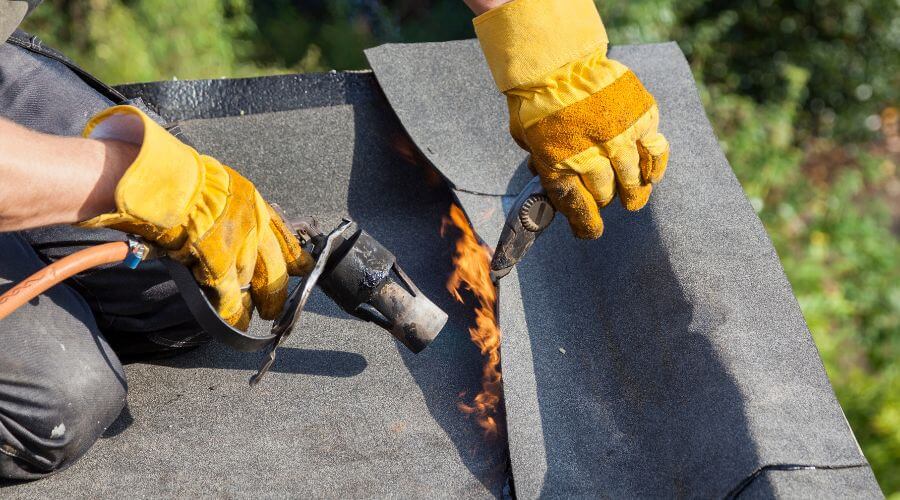 Professional gutter cleaning in Paw Paw, IL